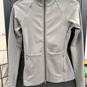 Figs Women's Utility Jacket in Light Gray
